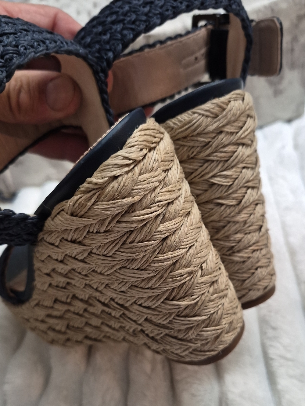Stuart Weitzman Alexis Nice Blue Crochet Wedge Espadrille Women's Sz 6.5 $455 - Picture 9 of 13